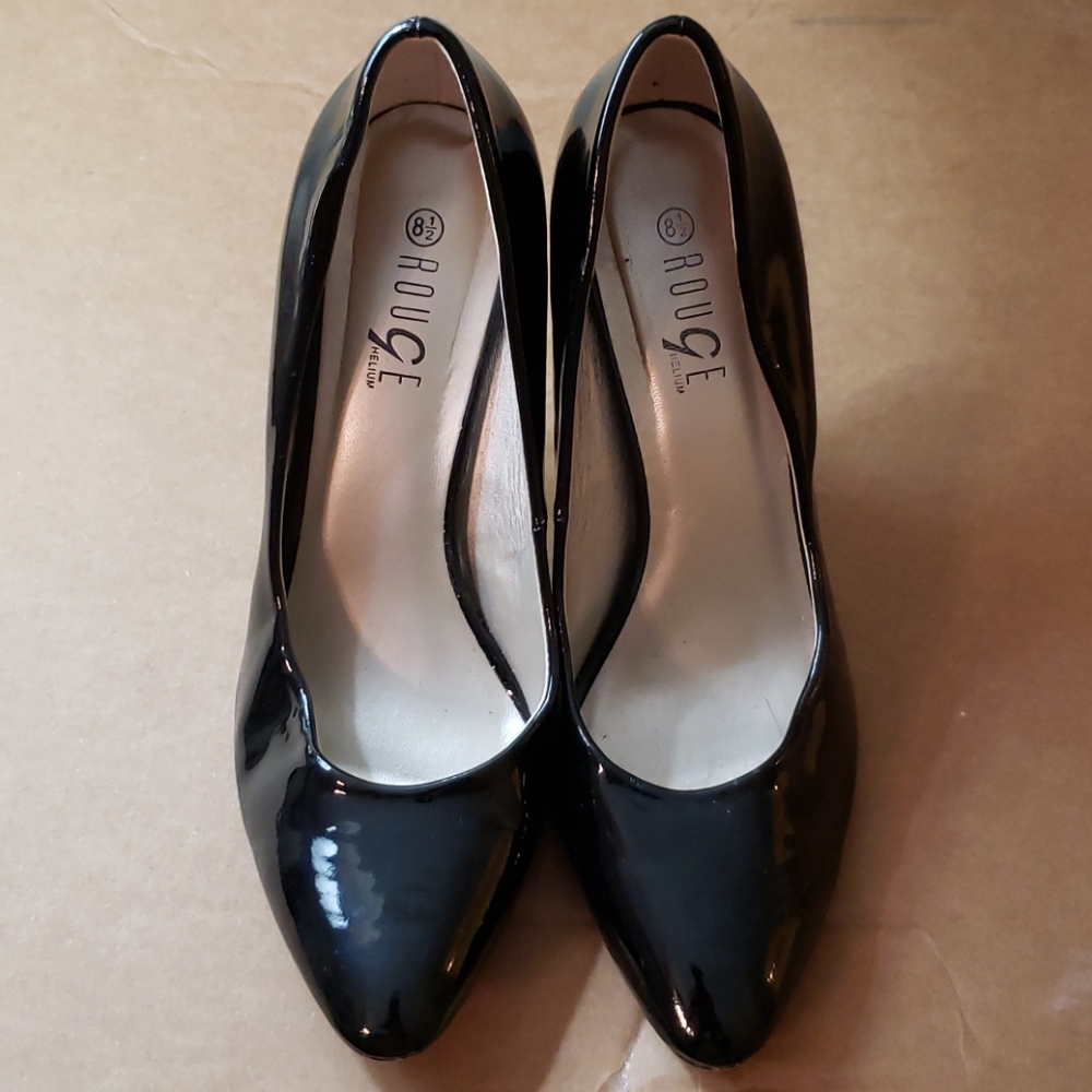 Black patent pumps